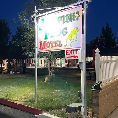 Jumping Frog Motel-3