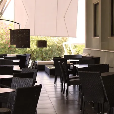 Hotel Solaris-3