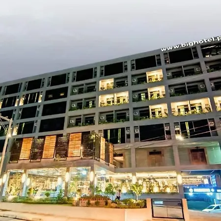 Big Hotel-2