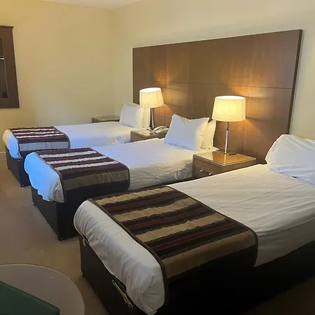 Cryans Hotel-3