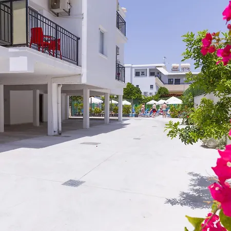 Alecos Hotel Apartments-3