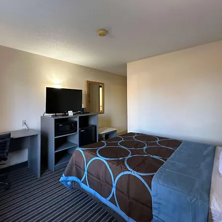 Super 8 By Wyndham Columbia Clark Lane-2