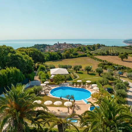 Hotel Le Cave-2