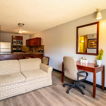 Red Lion Inn & Suites Vancouver-2
