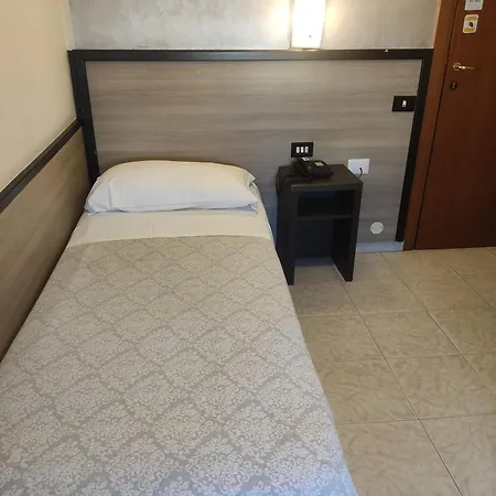 Hotel Salus-2
