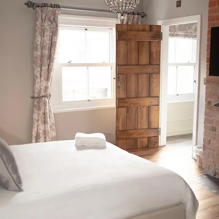 Bulls Head Inn Rooms-3