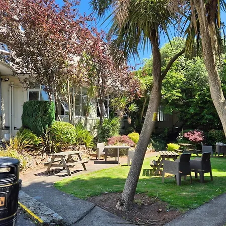 Trecarn Hotel-2