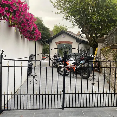 Shandon Bells Guest House-2