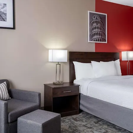 Ramada By Wyndham Thunder Bay Airlane Hotel-2