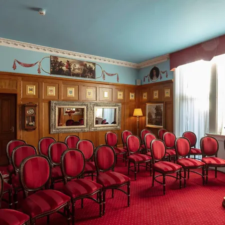 Scholars Townhouse Hotel-2