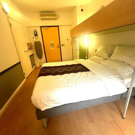 Cambridge Hotel Bradford Central-2