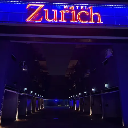 Motel Zurich-3