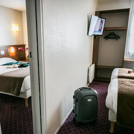Brit Hotel Rennes Le Castel-3