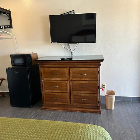 Dixon Motel-3