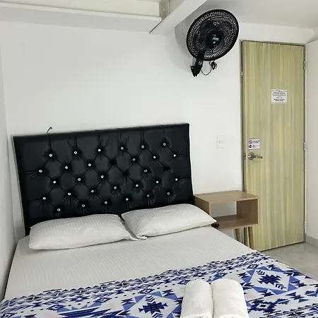 Hotel Urbano 70-3
