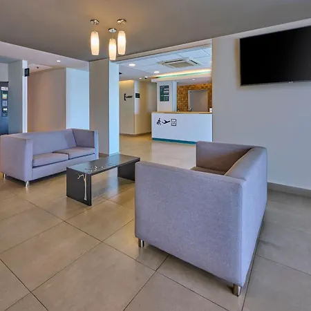 City Express Junior By Marriott Mexicali-2