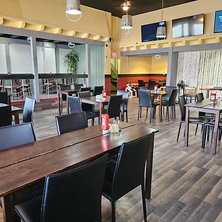 Travelodge By Wyndham Prince Albert-3