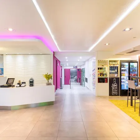 Ibis Styles Madrid Prado-3