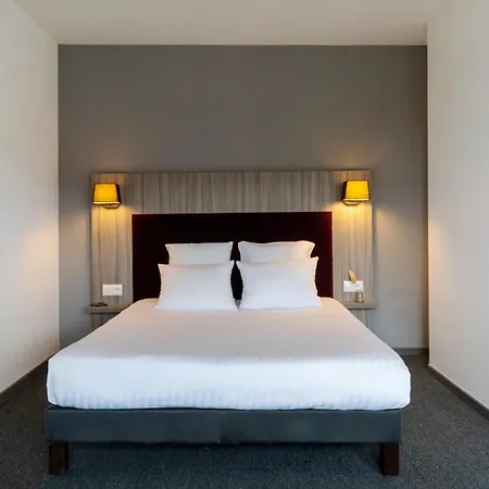 Néméa Appart-Hôtel Elypséo-3