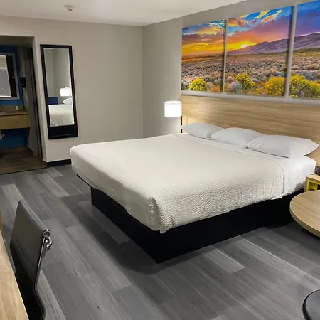 Days Inn By Wyndham El Paso West-3