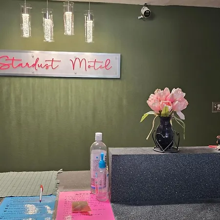 Stardust Motel-3