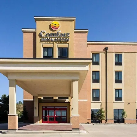 Comfort Inn & Suites Watford City-2