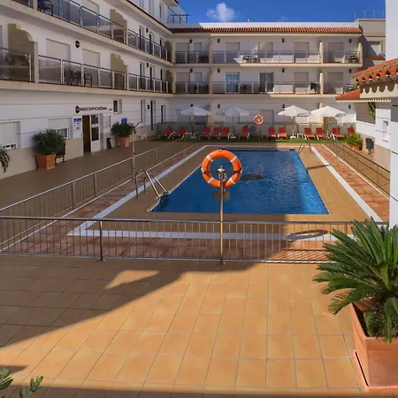 Hotel Apartamentos Loto Conil-3