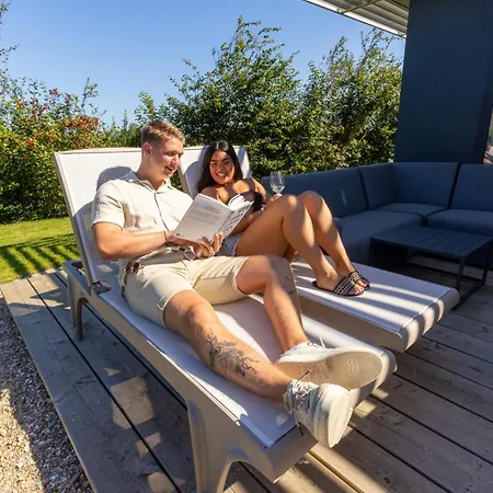 Zonneweelde, Vakantie aan Zee-3