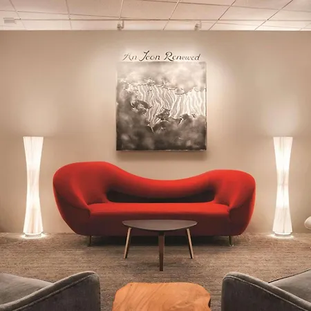 Radisson Hotel Cincinnati Riverfront-2