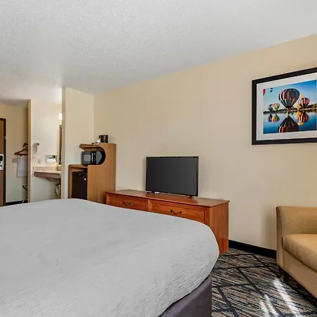 Quality Inn Indianola-3
