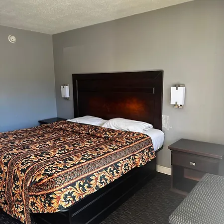 Apache Motel-3