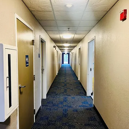 Microtel Inn Georgetown - Lexington North-3