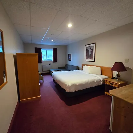 Travelodge By Wyndham Port Elgin-2