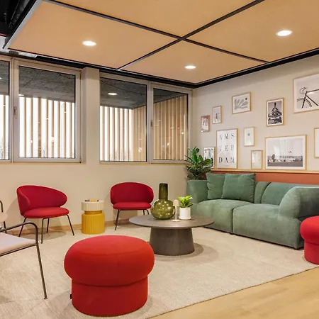 Maxhotel Amsterdam Airport Schiphol - Recently Renovated-2
