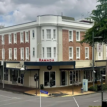 Ramada By Wyndham, Hamilton City Center-2