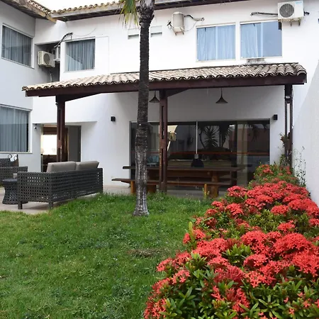Alto da Praia Hotel-3
