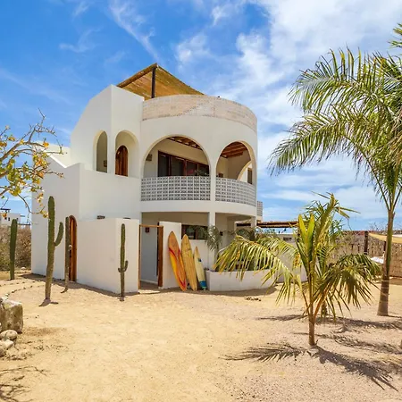 Baja Luna Cerritos-3