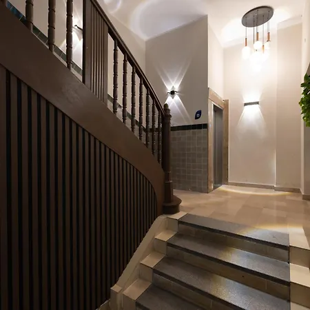 Smart Stay Hotel Station-3