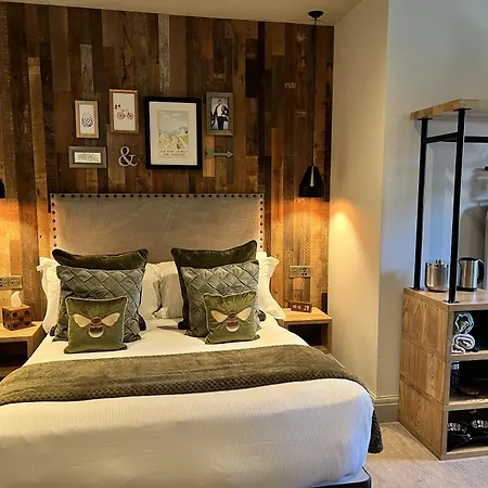 The Devonshire Arms-3