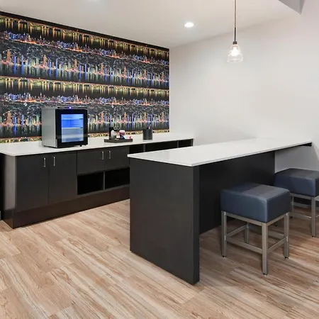 Aloft By Marriott Cincinnati West Chester-3
