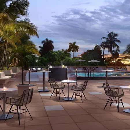 Courtyard Miami Coconut Grove-3