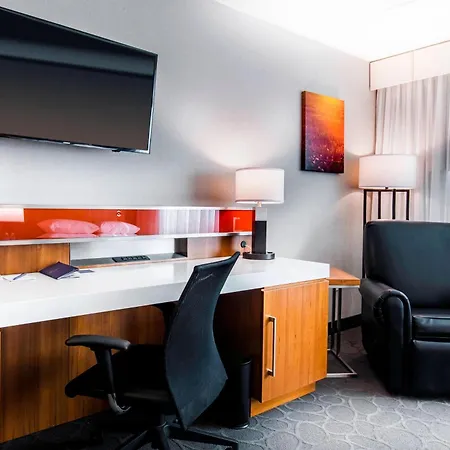 Delta Hotels By Marriott Fargo-2