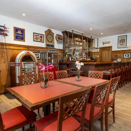 Grey Bonnet Inn-2