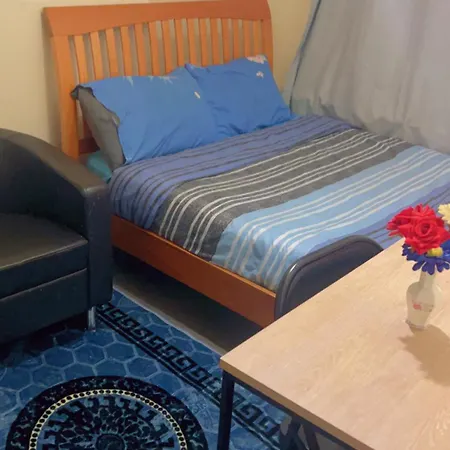 Ruby Rooms-2