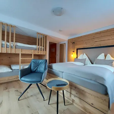 Hotel Gasthof Walcher-3