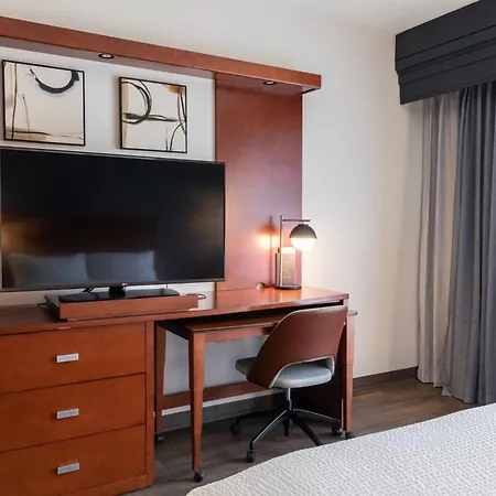 Courtyard By Marriott Cincinnati Midtown/Rookwood-2