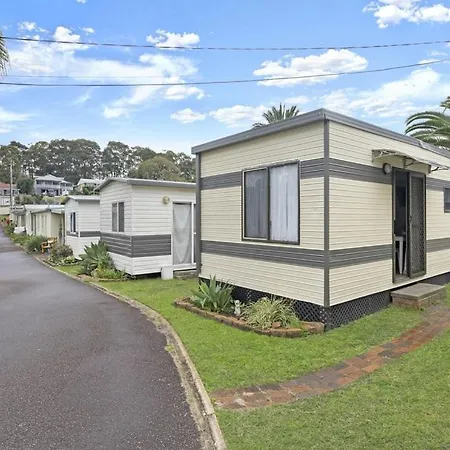Paradise Palms Caravan Park-2