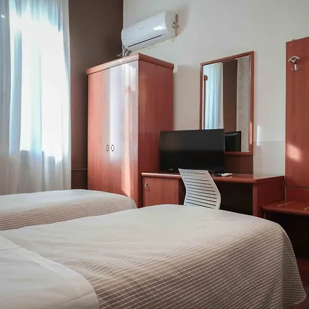 Hotel Universo-2