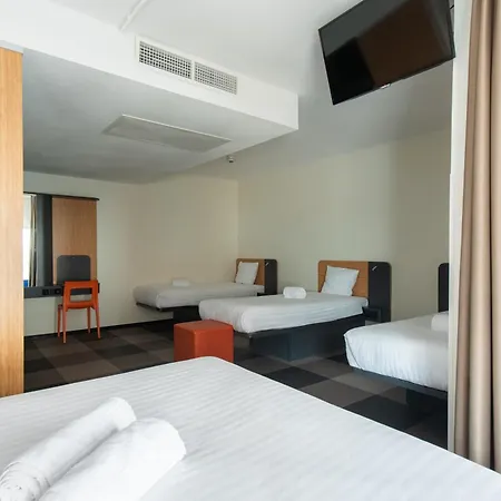 easyHotel The Hague Scheveningen Beach-3