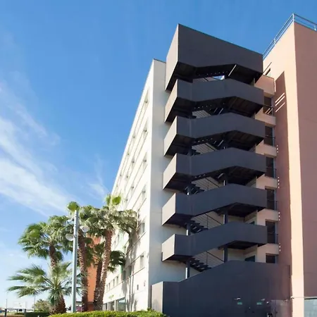 Travelodge Bcn Cornella Fira-2